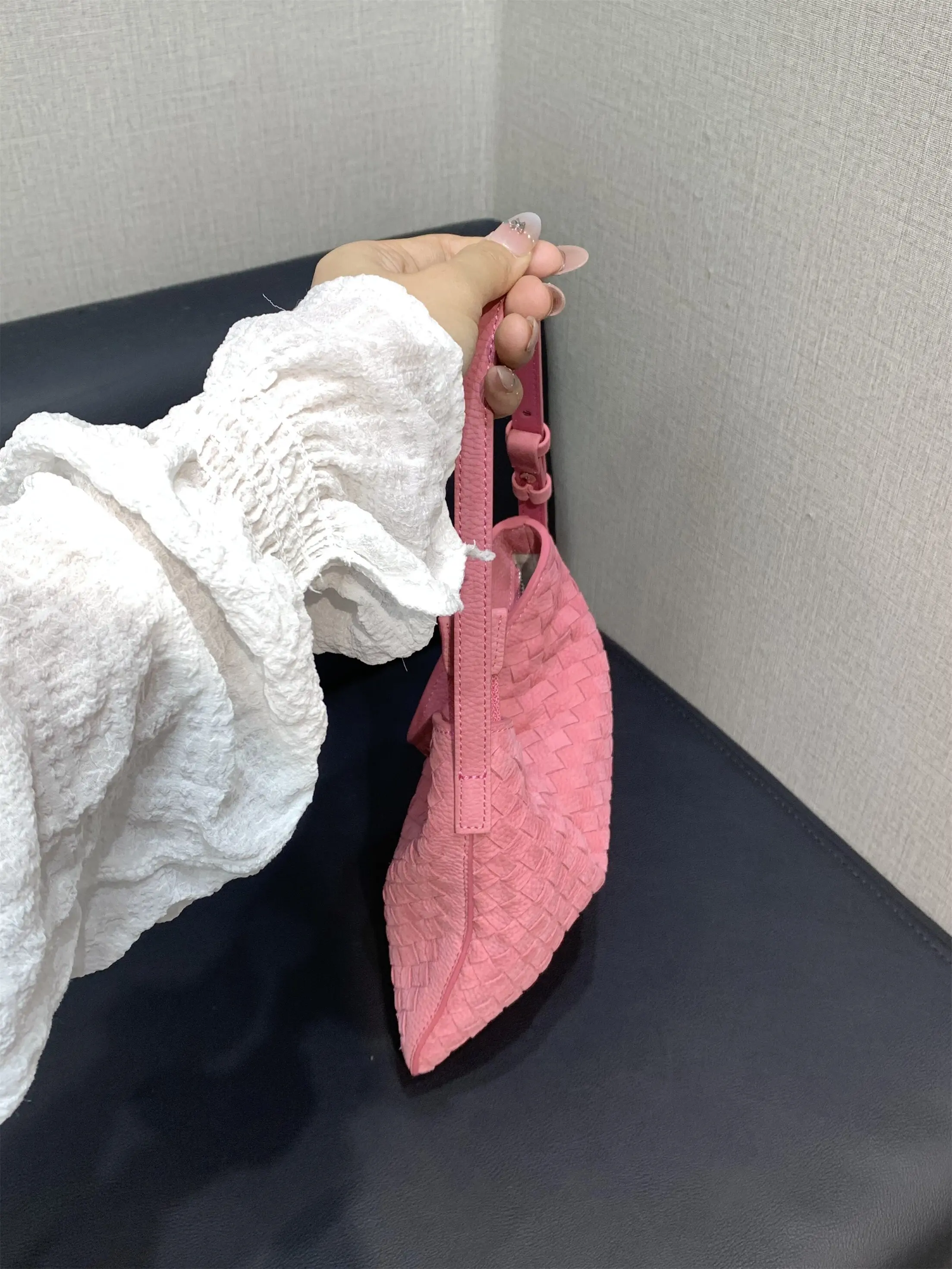 amiciyah-fashion-lightweight-luxury-girl-style-suede-woven-bag-2026-new-version-handbag-shoulder-crossbody-bag-for-young-women