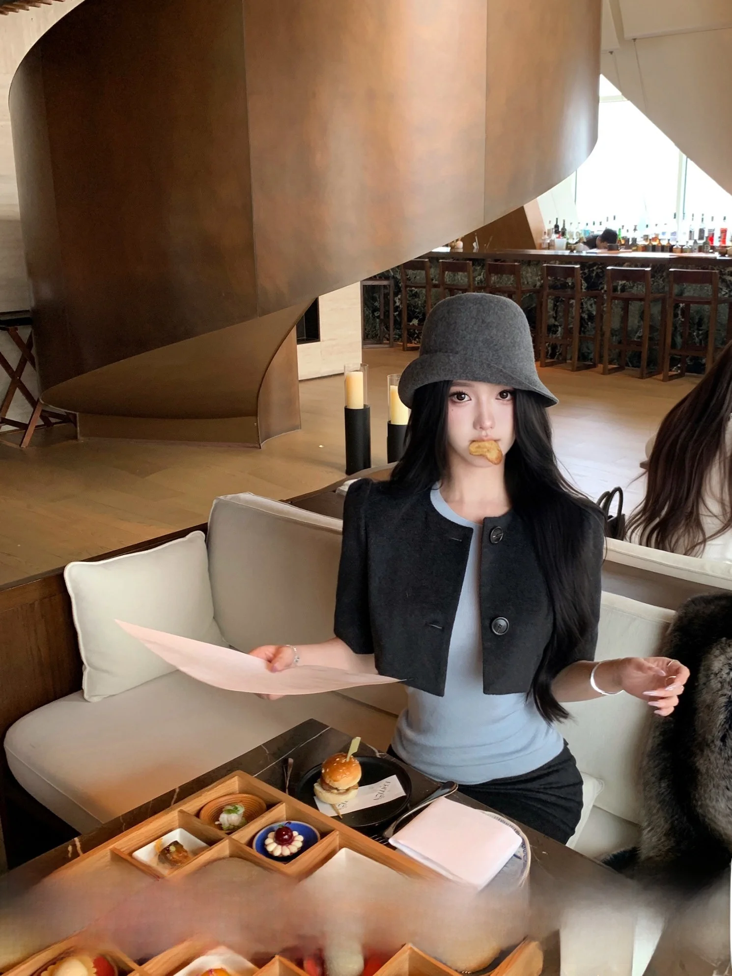 

ay Berlin Bubble Sve ort Woolen Set JAYKY YANG Women's Faion Casual Sle Micro Elastic Polyester Lined Two-Piece Suit