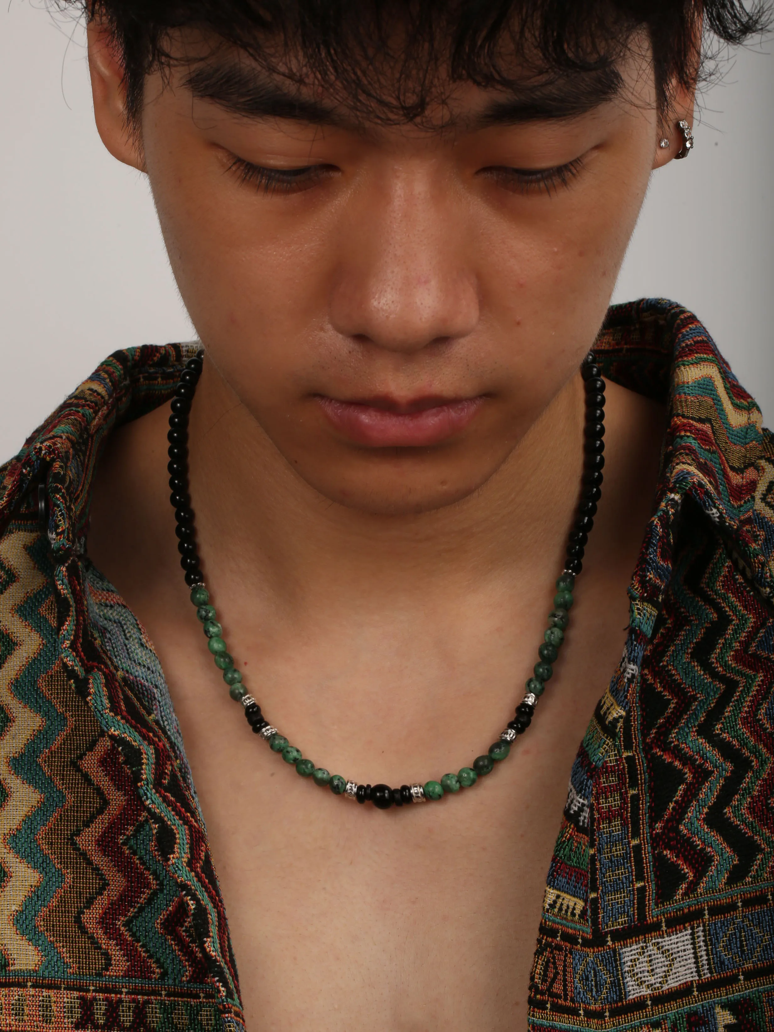 1PC Man's Retro Ethnic Style Natural Flash Stone Necklace for Men Black Beaded Surfer Necklace Man Jewelry Collar Hombre view 3