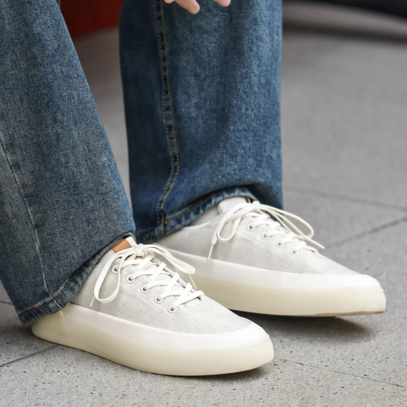 NewBreathable SummerSporty Casual Shoes - Versatile and Fashionable Men's Ultralight Luxury Ventilated Low-Top Commuter Sneakers