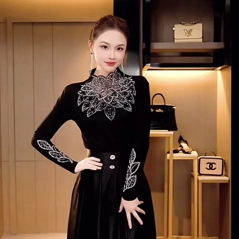 

Autumn and Winter Long-sleeved Tops Fashionable New Hollow Slim Base Temperament T-shirt XQ99