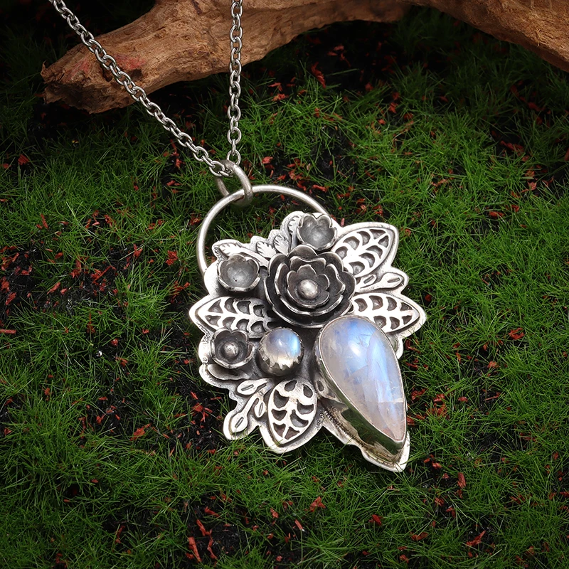 Vintage Bohemian Botanical Rose Gemstone Pendant Necklace Women's Fashion Elegant Accessory Gift