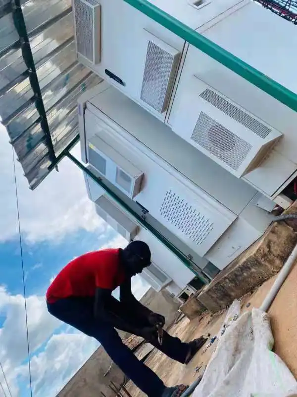 19 بوصة معدات الاتصالات الخارجية خزانة رف الضميمة 27U الفولاذ المقاوم للصدأ المجلفن سبائك الألومنيوم الصلب #3