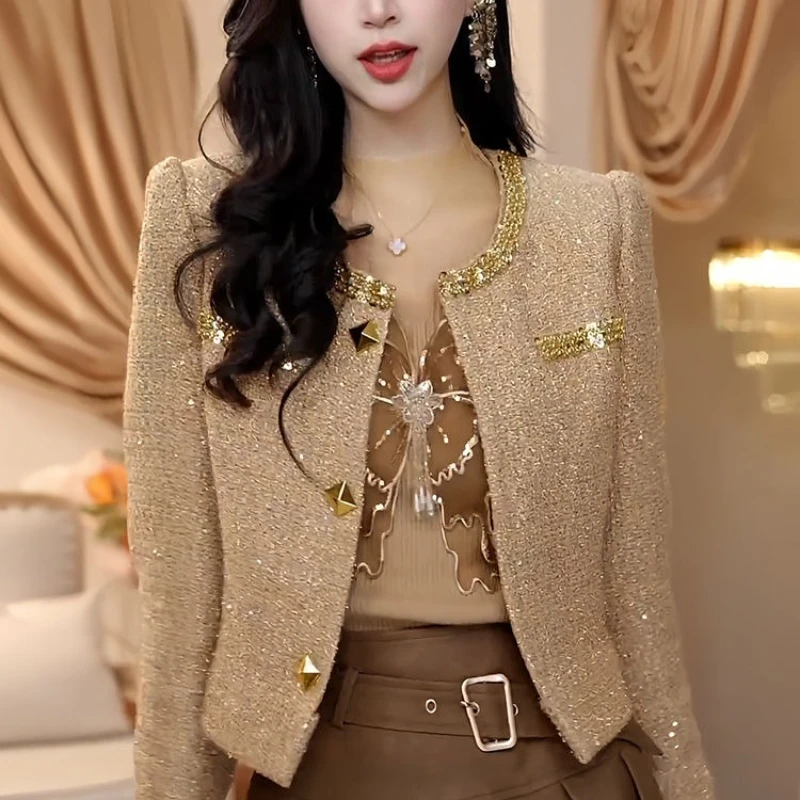 automne-manteau-femmes-2025-nouvelle-mode-reduction-age-decontracte-mince-coupe-haute-sens-veste-style-etranger-hauts-courts-haute-rue