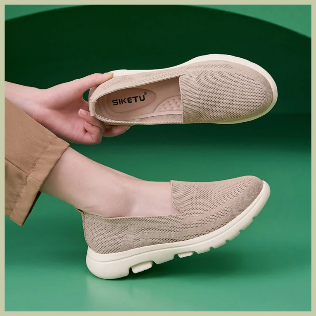 2024 Autumn and winter new large size casual fashion non-slip soft sole comfortable loafers flat shoes