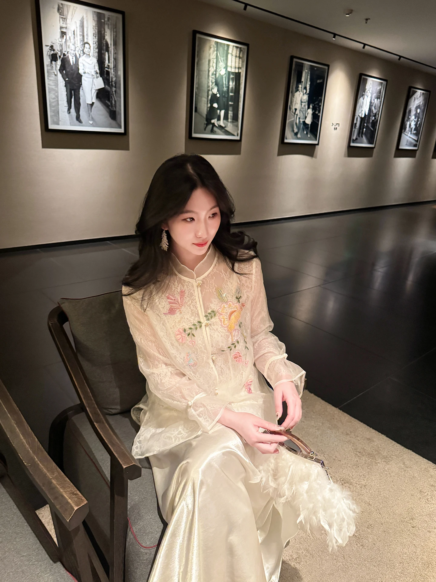

Cloud Silk New Chinese Style Lace Beaded Silk Shirt Spring Summer Loose True Silk French Embroidery Long Sleeve Top