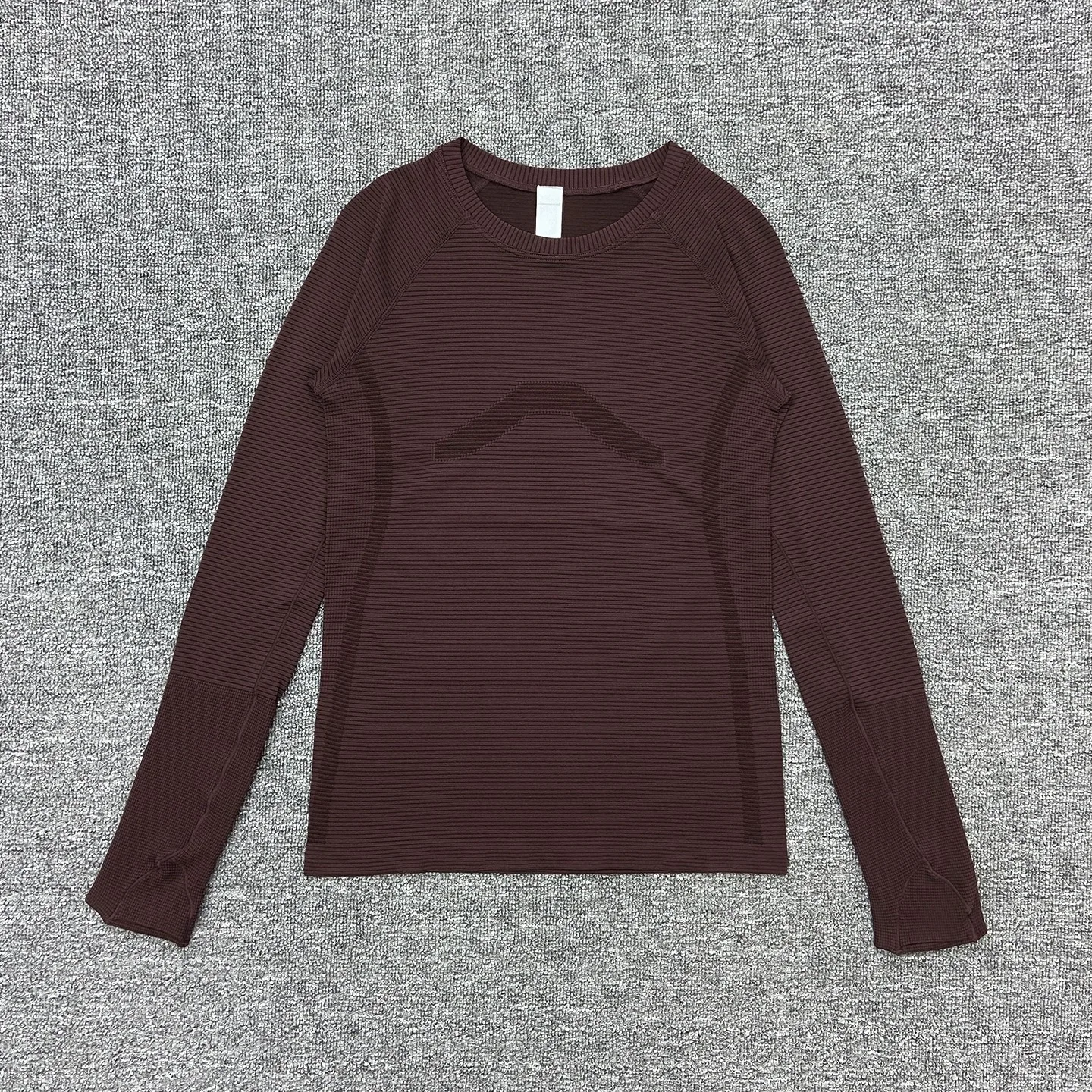 Seamless Knitted Yoga Wear: Women's Off-Shoulder Sports Running T-Shirt  Stretchy Long Sleeves for a Slimming Figure-Hugging Fit