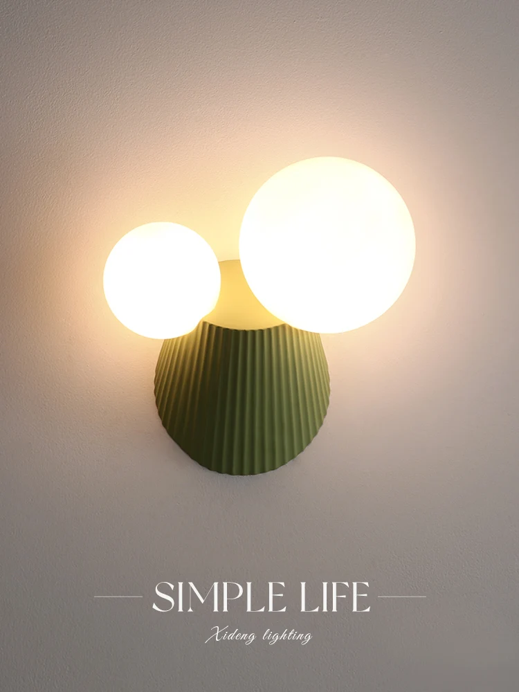 

Cream style cactus children's room wall lamp, bedside lamp, simple and creative living room bedroom wall light