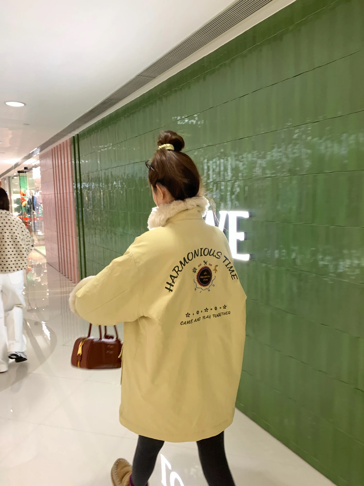 

Realzz Official Ning Zhang Pinecone een Full Fur Lined Warm Mid-Length Parka Jaet Women's Commute Sle Long Sve Coat