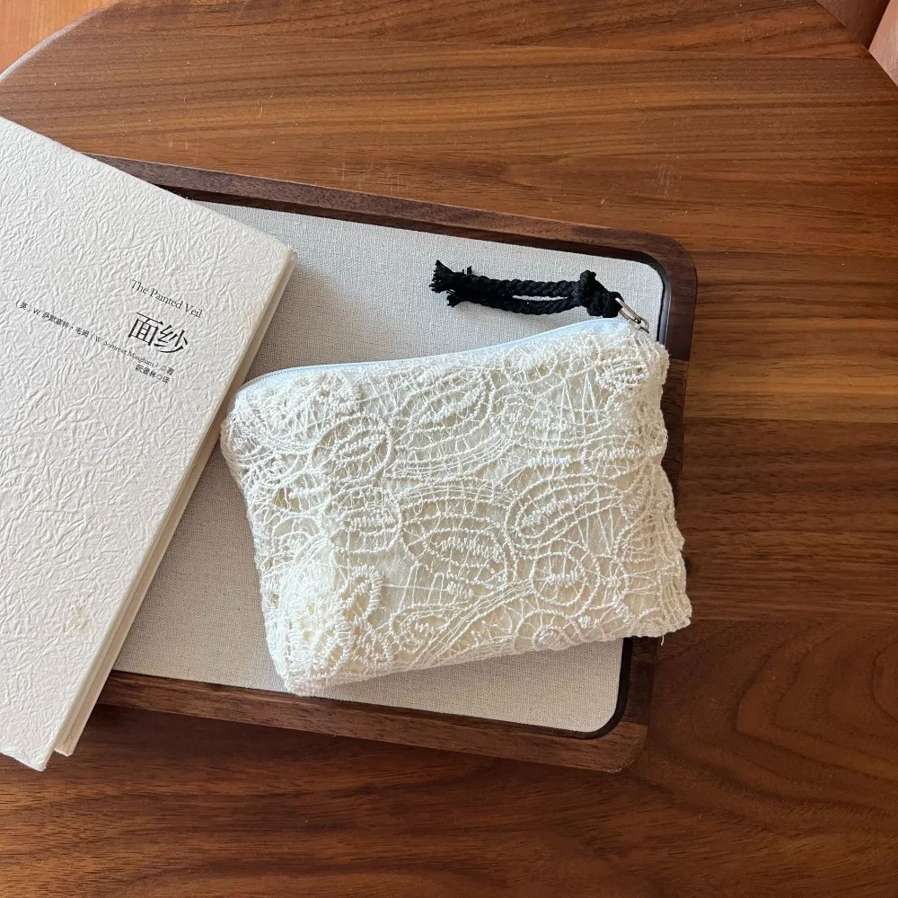 Organza Lace Embroidered Storage Bag Flower Cute Jewelry Storage Bag Hand-Held Embroidery Sanitary Napkin Storage Bag
