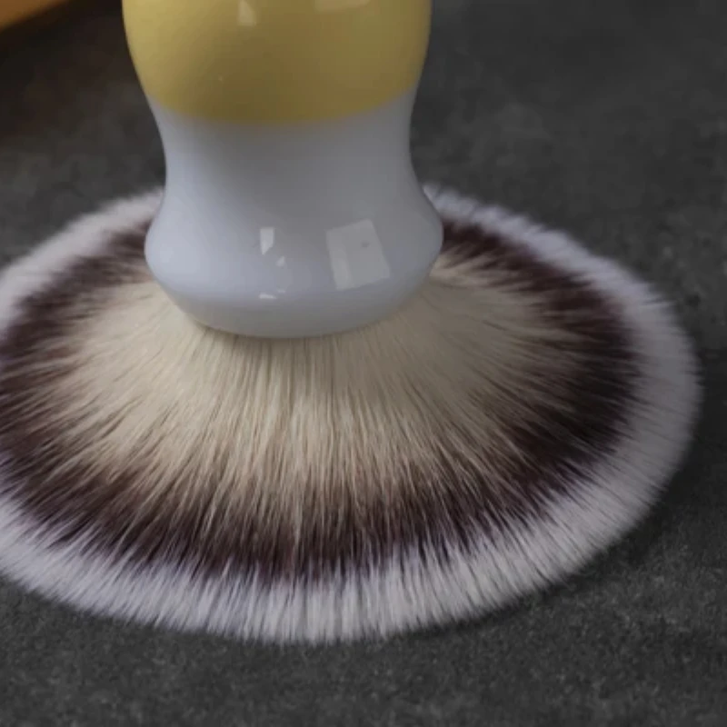 YAQI New Fashion Milk tea Color Synthetic Hair For Mens Wet Shaving Brush Soft High Quality Portable Travel Shaving Brush