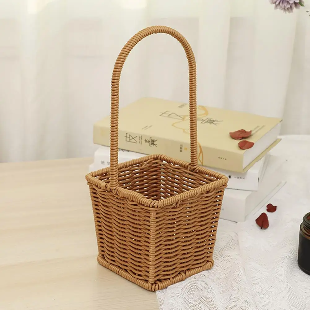 

Vine Flower Basket Woven Flower Basket with Handle Handmade Wicker Planter for Home Garden Decoration Wedding Flower Storage