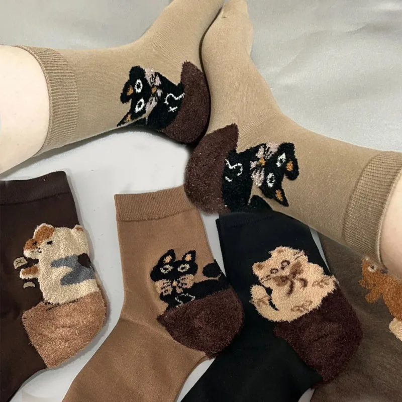 

Plush Cat Design Mid-tube Socks Winter Thicken Feather Yarn Animal Heel Sock Japanese Harajuku Home Floor Stocking for Women Men