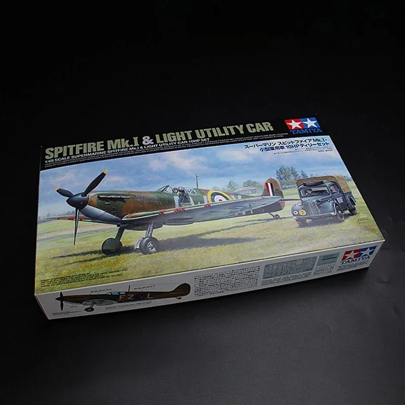 TAMIYA Assembly Model Kit 25211 UK Spitfire Mk I. Fighter with 10HP light truck 1/48