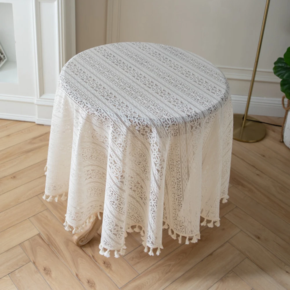 ภาษาฝรั่งเศสคําสวนโครเชต์พู่ตารางผ้า Beige Hollow Out ผ้าปูโต๊ะโพลีเอสเตอร์พื้นหลังผ้าตกแต่งตาราง