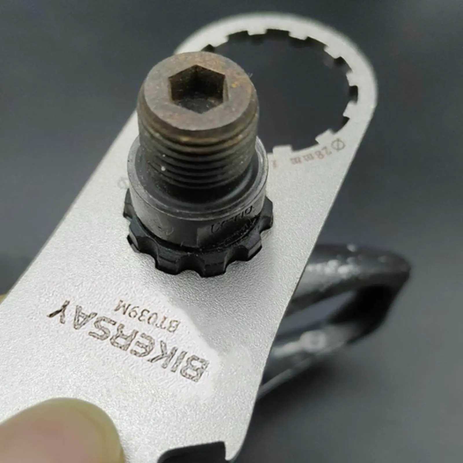 

Cycle Multi Tool Portable Cycle Spoke Wrench Spoke Wrench Tool Hardened Steel Cycle Accessory for Maintenance