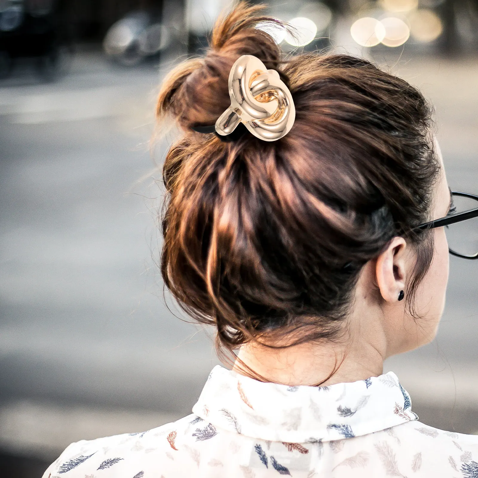 

Metal Hair Ties Geometric Elastic Band Ponytail Cuff for Long Thick Hair Golden Holiday Presents Ponytail Holder Cuff