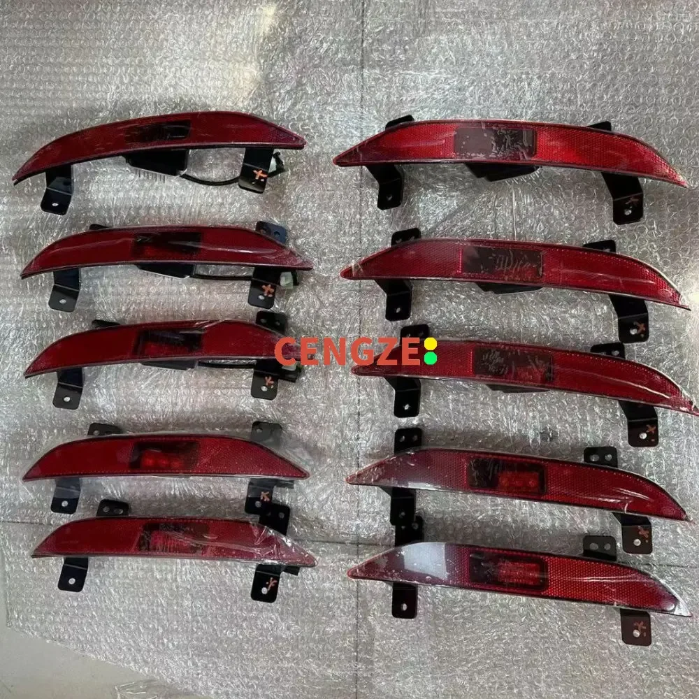 

Модель 2023-2024 FAW BESTUNE T77 отражатель лампы заднего бампера