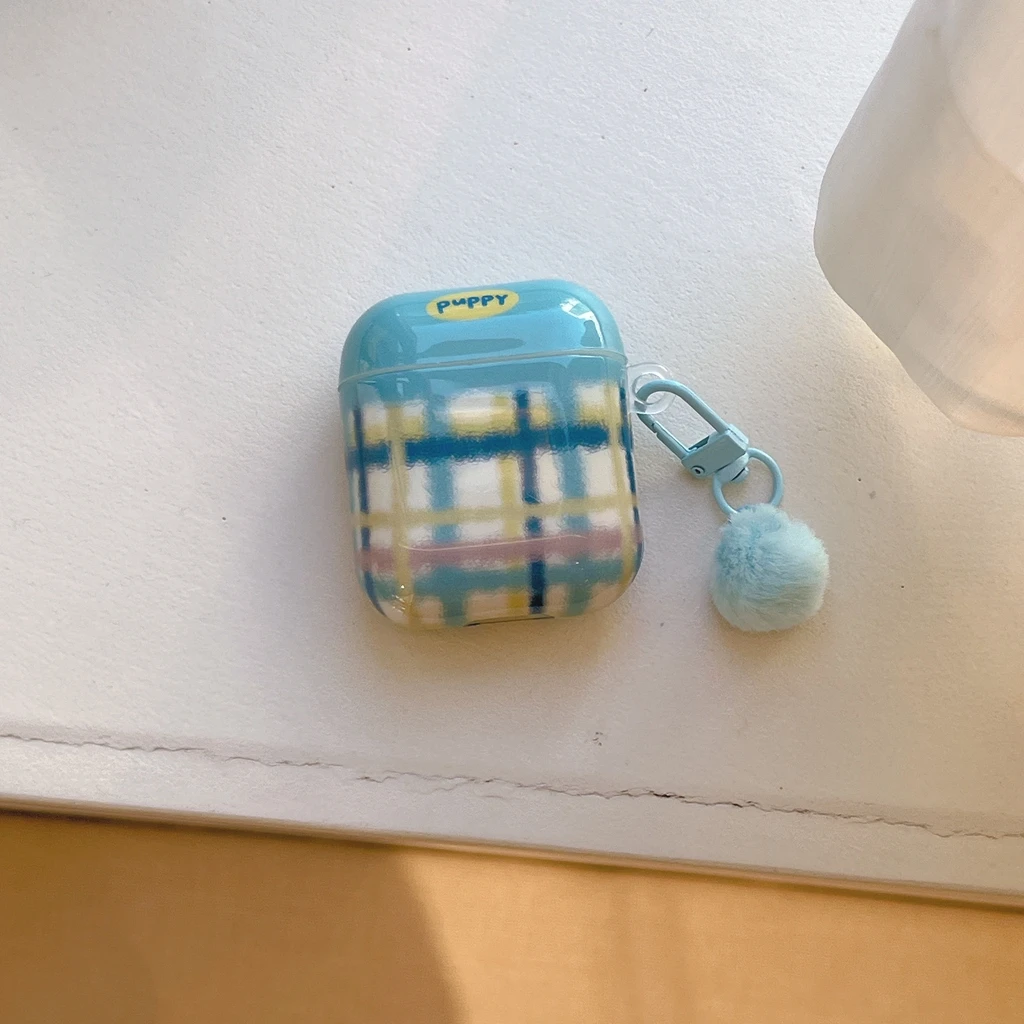 ドーパミンソリッドカラーグラフィティグリッドパターン、ぬいぐるみペンダント付き耐衝撃イヤホンカバーケース（AirPods 1、2、3、4、Pro、Pro 2、Pro 3対応）