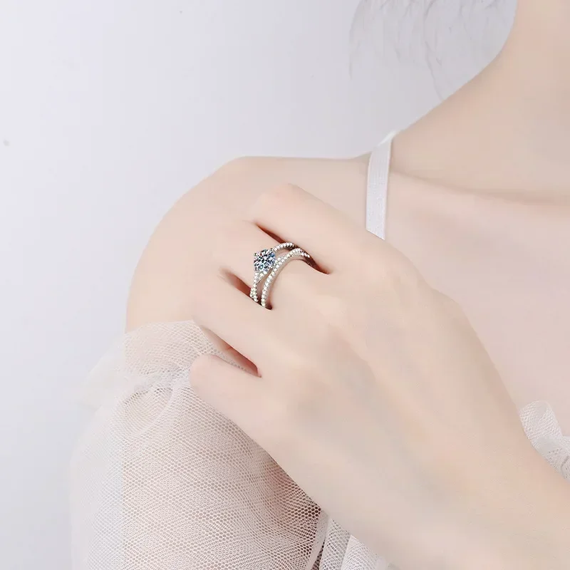 

Designer Jewelry Cross Winding 18K White Gold VVS1 D Color 1CT Moissanite Diamond Round Sparkling Luxury Quality Gift for Women
