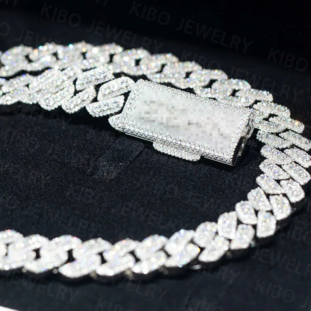 

Fashion Jewelry New Customized 18mm 22 Inches 925 Silver Iced Out d Color Moissanite Diamond Chain for Men