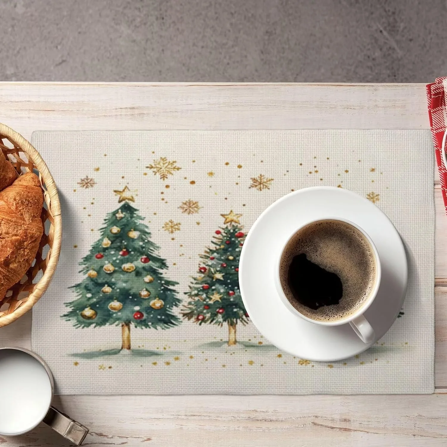 VIKAMA 4/6/8/10PCS Weihnachten Mahlzeit Matte Gold Grün Weihnachten Baum Restaurant Tisch Matte Tasse Matte kaffee Matte Hause Dekoration