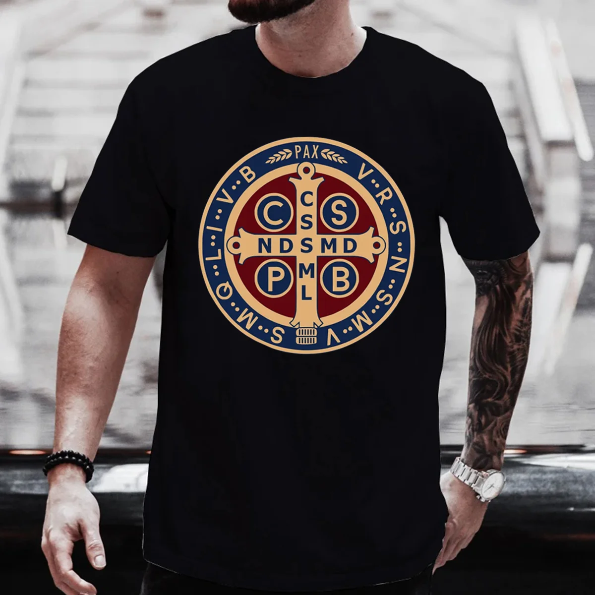 The Saint Benedict Medal Catholic Pullover T-Shirt Camisas Men Women Casual Printed Cotton T Shirt Vintage Harajuku  Oversized T