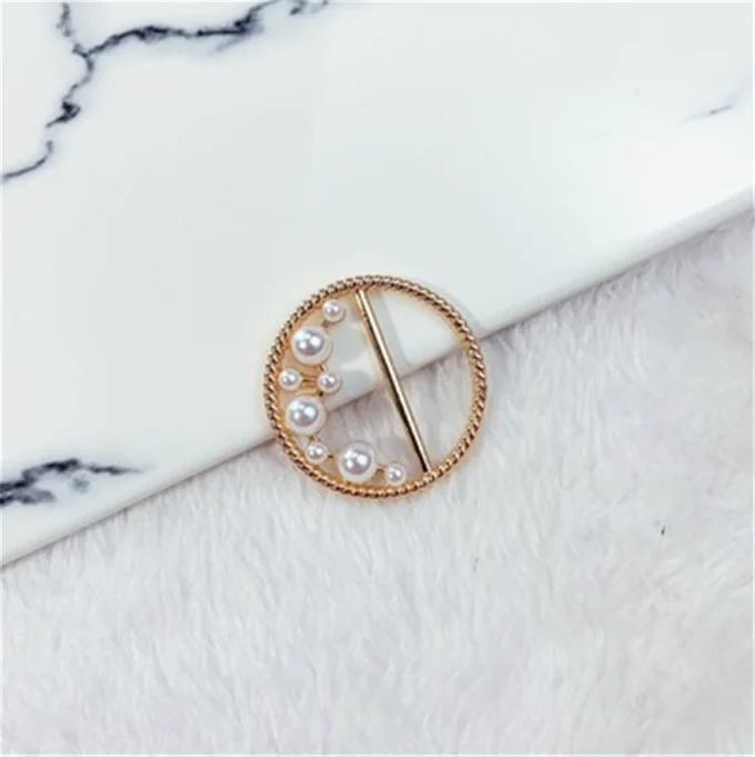 Enamel Button Brooch Women Shawl Ring Clip Square Imitation Pearl Scarves Fastener Silk Scarf Buckle Brooch Clothes