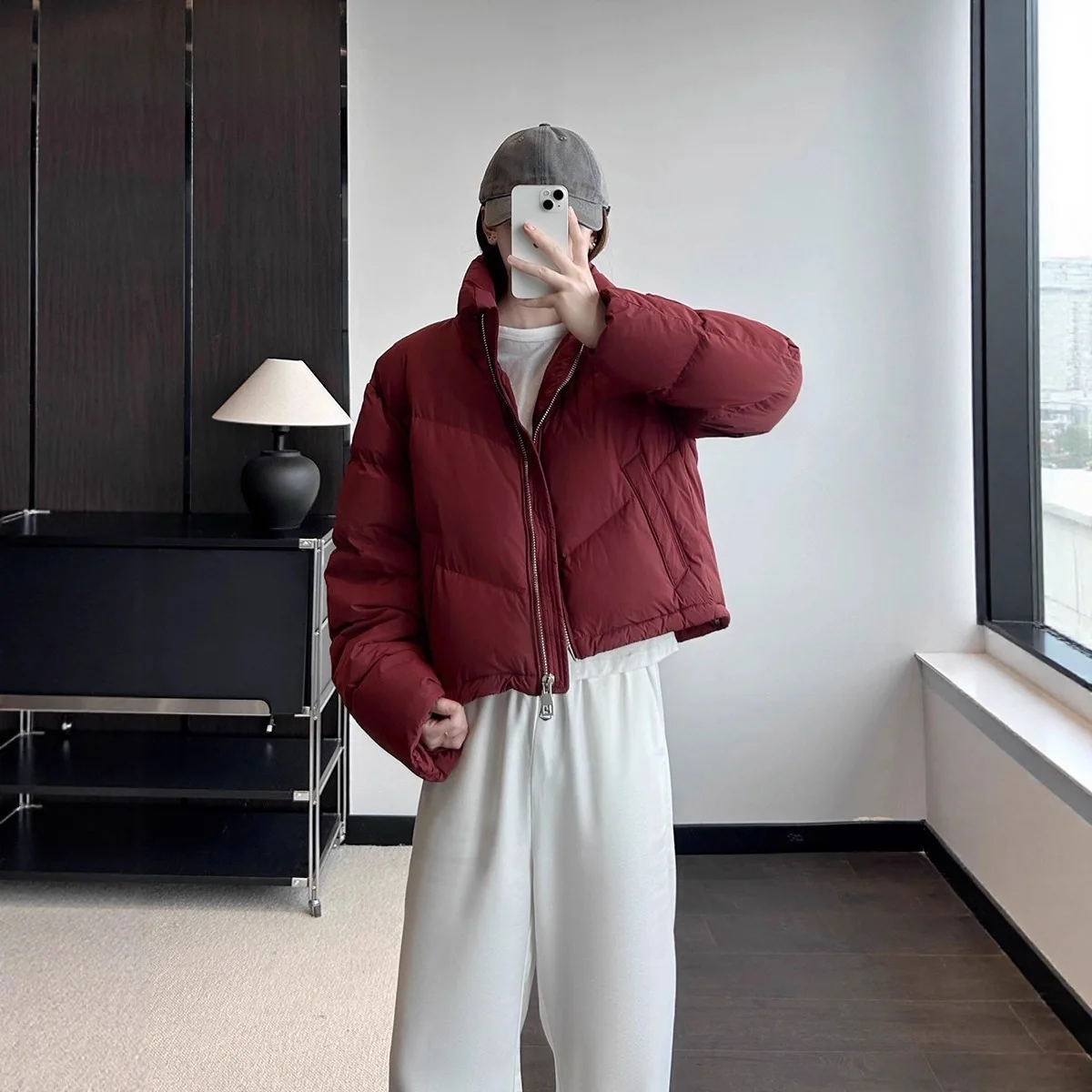 2025 nueva chaqueta acolchada ligera de Otoño Invierno para mujer, abrigo de plumón de pato de manga larga con una hilera de botones, Parkas cortas para mujer