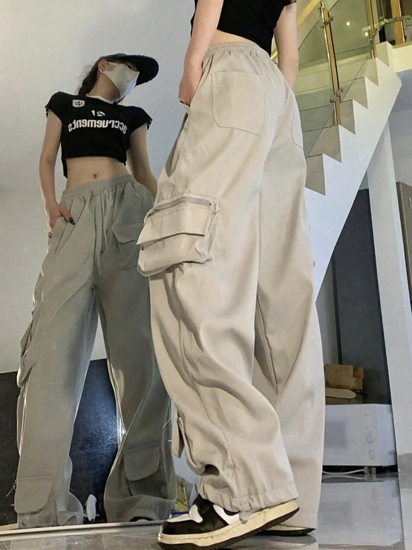 

2025 New Women's Beige Jogging Pants with A Cinched Waist and Multiple Loose Pockets for Casual Summer Women's Workwear Trousers