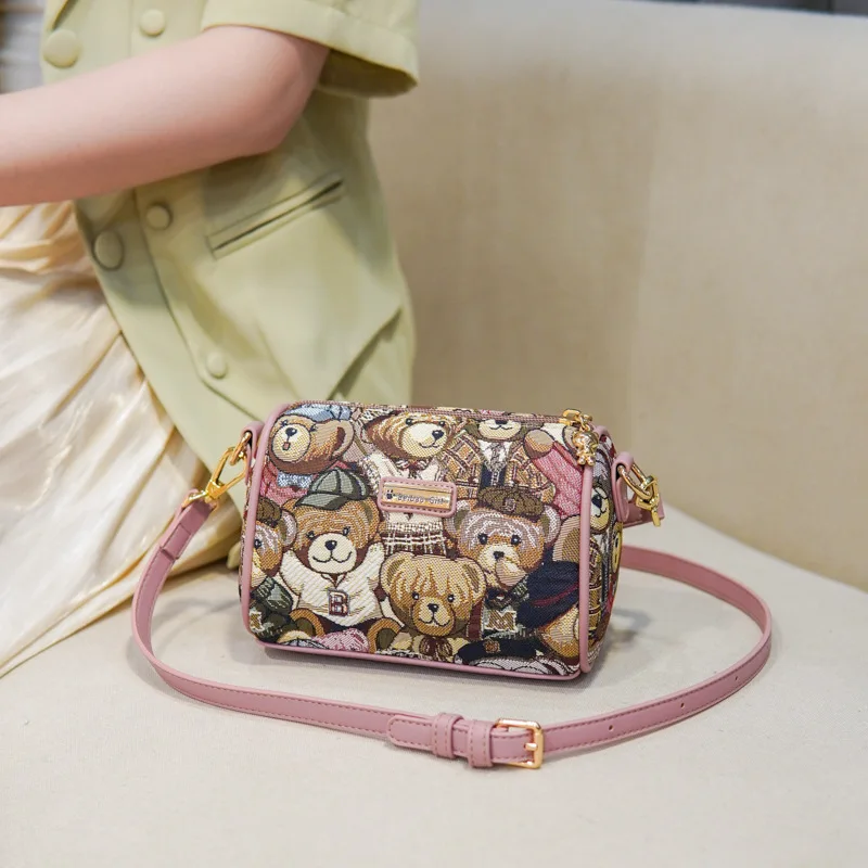 17*12*10cm Bear Luxury Women\'s hand Bag Designer Crossbody Shoulder Purses Handbag Women Clutch Travel Tote Bag