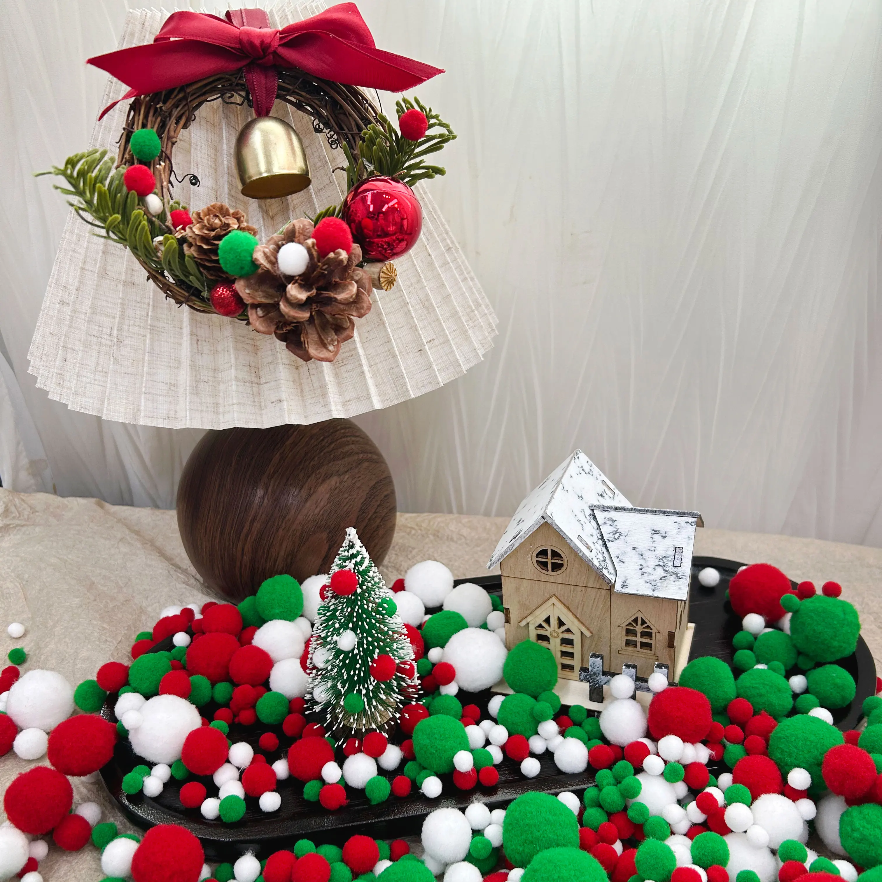 

Polyester Plush Ball Christmas Series Mixed Set Soft Pompones Fluffy Plush Crafts Multiple Sizes DIY Furball Home Decor Supplies