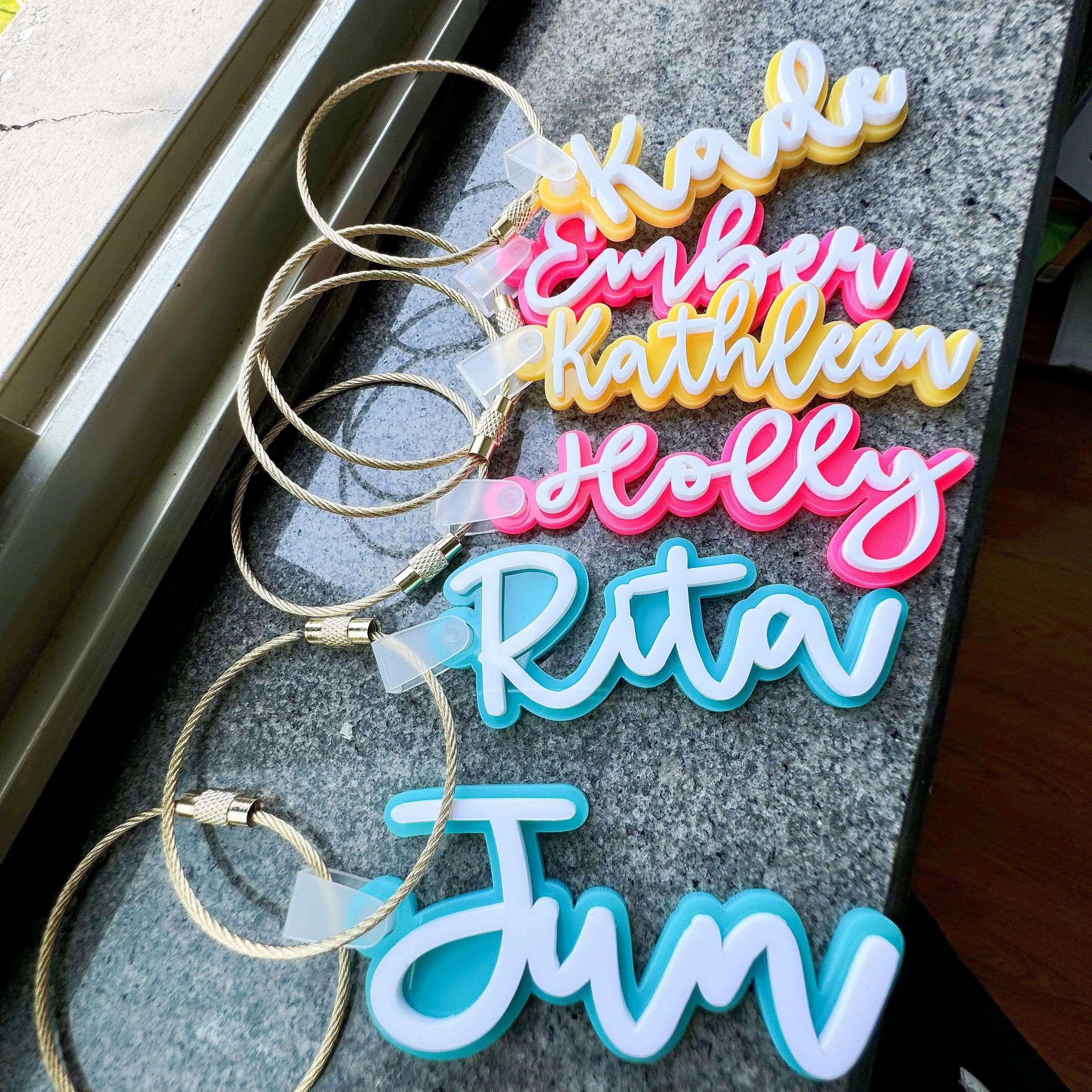 Custom acrylic name keychain - Personalized English letter tags with golden wire rings, the perfect choice for a rainbow-colored