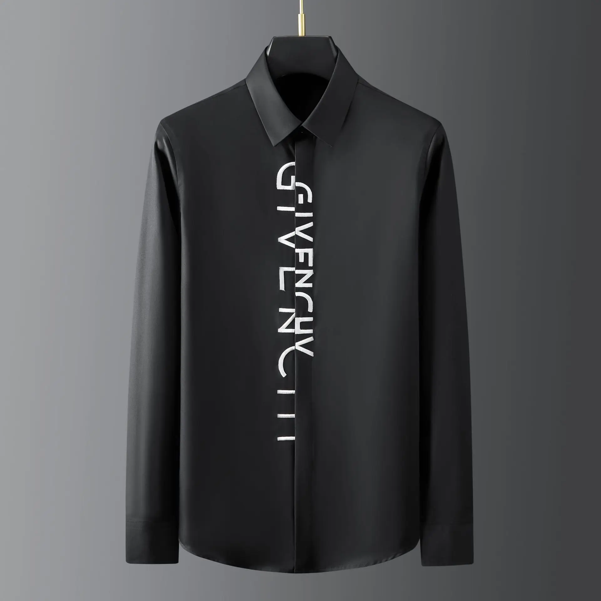 Spring and summer new style placket with messy letters embroidered high-end men\'s long sleeved shirt factory