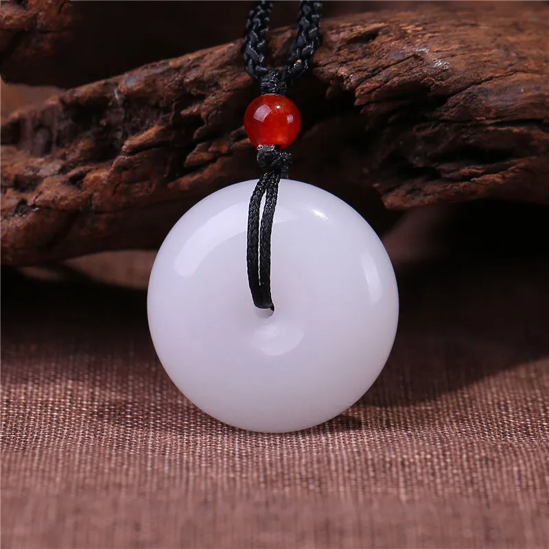 Natural Chinese Jade Green Hand-carved Donut Pendant Fashion Boutique Jewelry Men and Women Necklace Popular Gifts