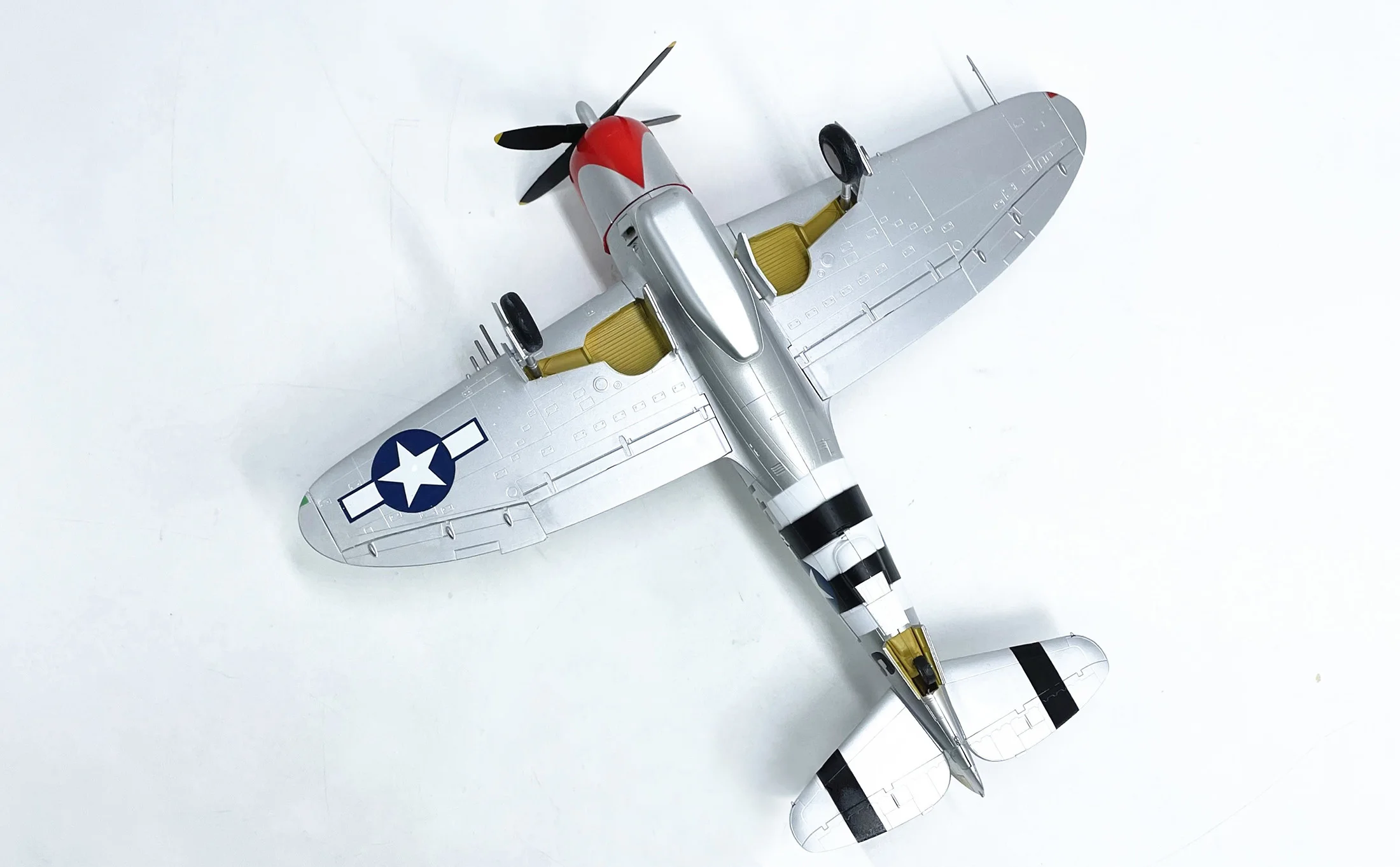 1/48 EM 39306 US P47D Fighter Model  Finished product collection model