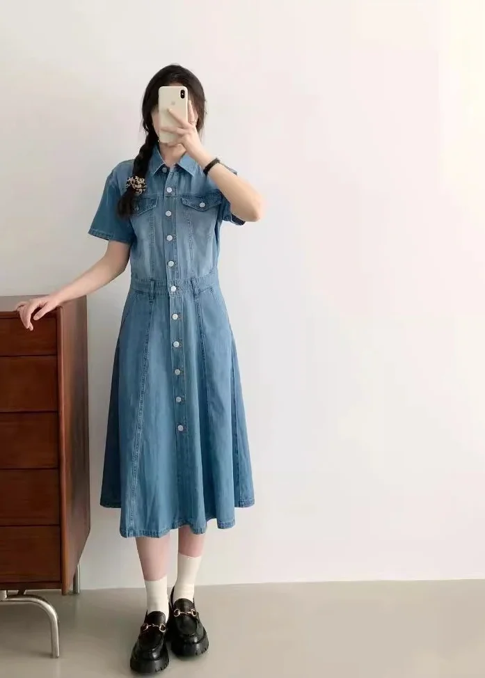 

Women's Denim Dress Turn Down Collar Single Breasted Retro A-line New Summer 2024 Ladies Short Sleeve Midi Robe