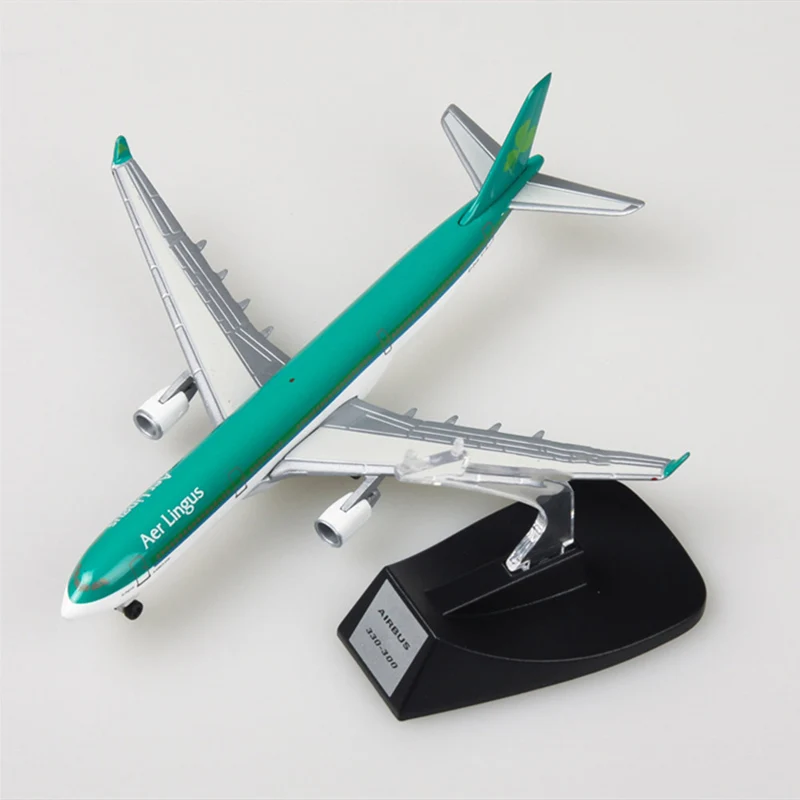 16CM Airplanes Aer Lingus Airlines A330 Model Diecast Alloy Plane Aircraft Model Toys Airplane Kids Gift Display