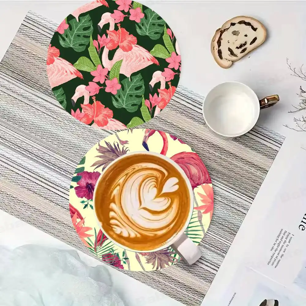 Flamingo Tropical Leaf Themed Wooden Coaster Creative Heat-Resistant Non-Slip Table Mat, Suitable for Protecting Desktop 2