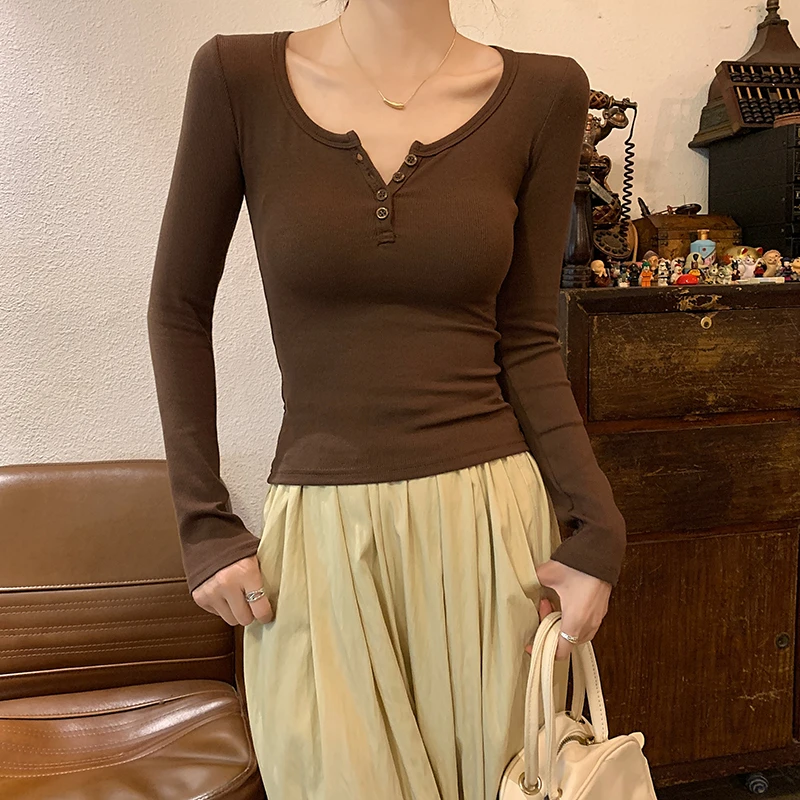 AOSSVIAO 2026 Herbst Damen T-Shirt Stilvolles Langarm-Shirt in Unifarbe mit O-Ausschnitt, schmal geschnittenes Basic-Top, vielseitiges Layering-Oberteil. – Detail 28