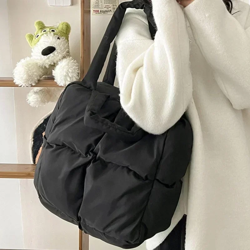 Women Retro Checkered Quilted Shoulder Bag Solid Color Soft Handbags Soft Tote Handbags Pink Sapce Padded Tote Brand Designer image 4