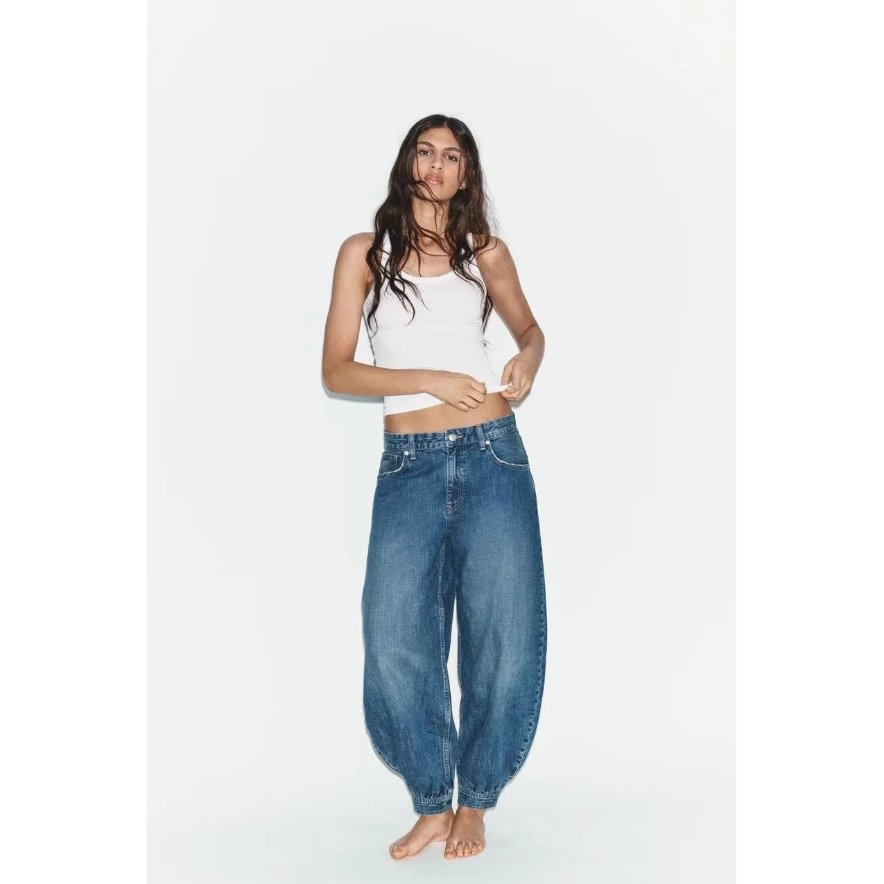 Fashionable Balloon Denim Jeans Women's Casual Style Natural Waist Buckle Strap Polyester Fiber Stretchable Leisure Pants