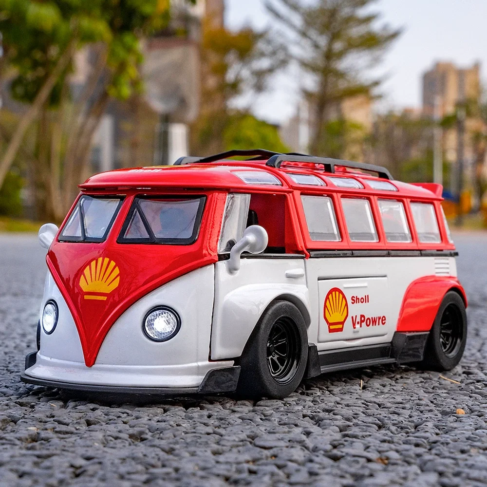 

1:32 Volkswagen T1 Bus Sound and Light Alloy Car Model Roof Cover Detachable Children's Toy Pendant Gift