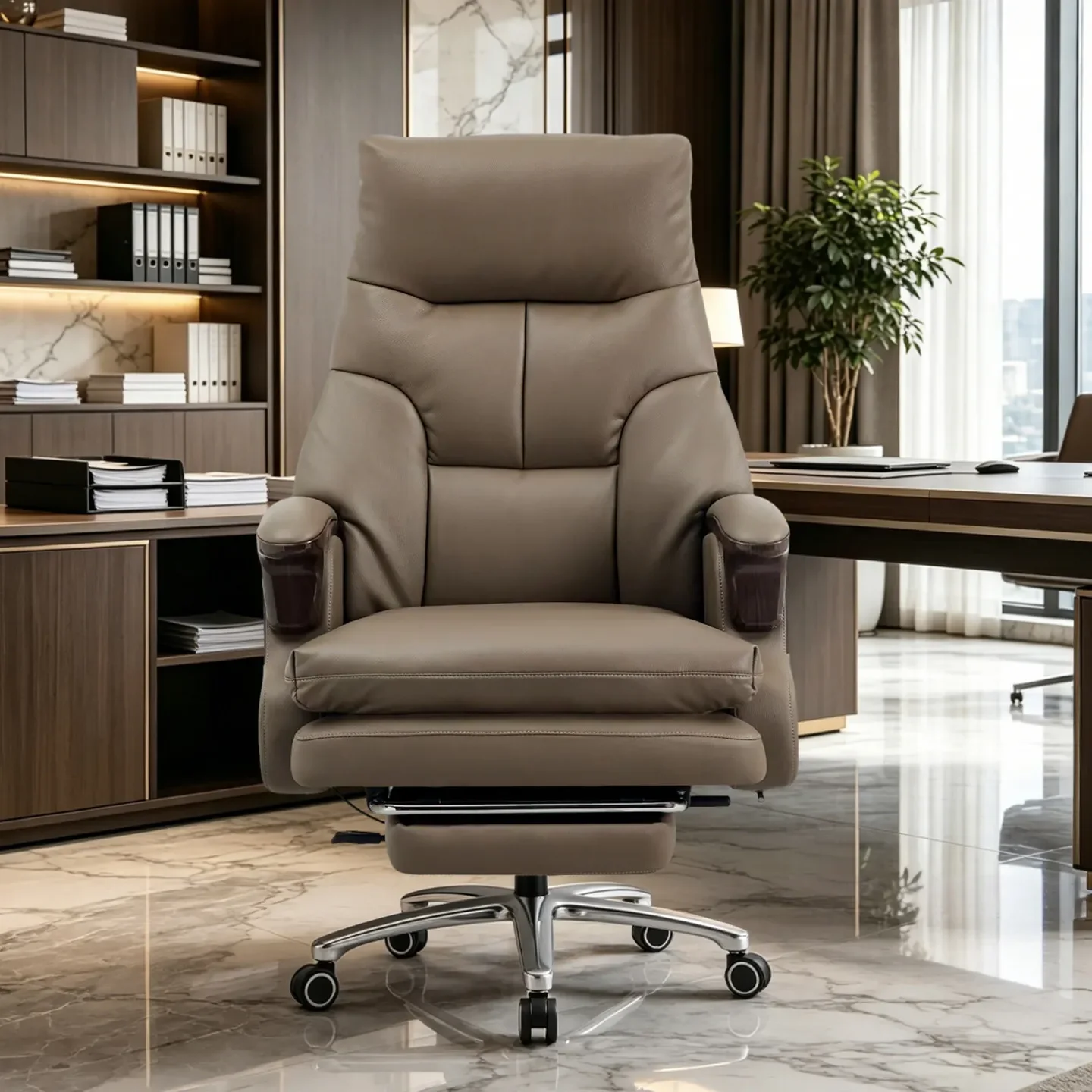O17- Multifunctional Boss Chair Executive Chair Lig Luxury Leather Art Boss Chair Office  Rotatable Beige Black