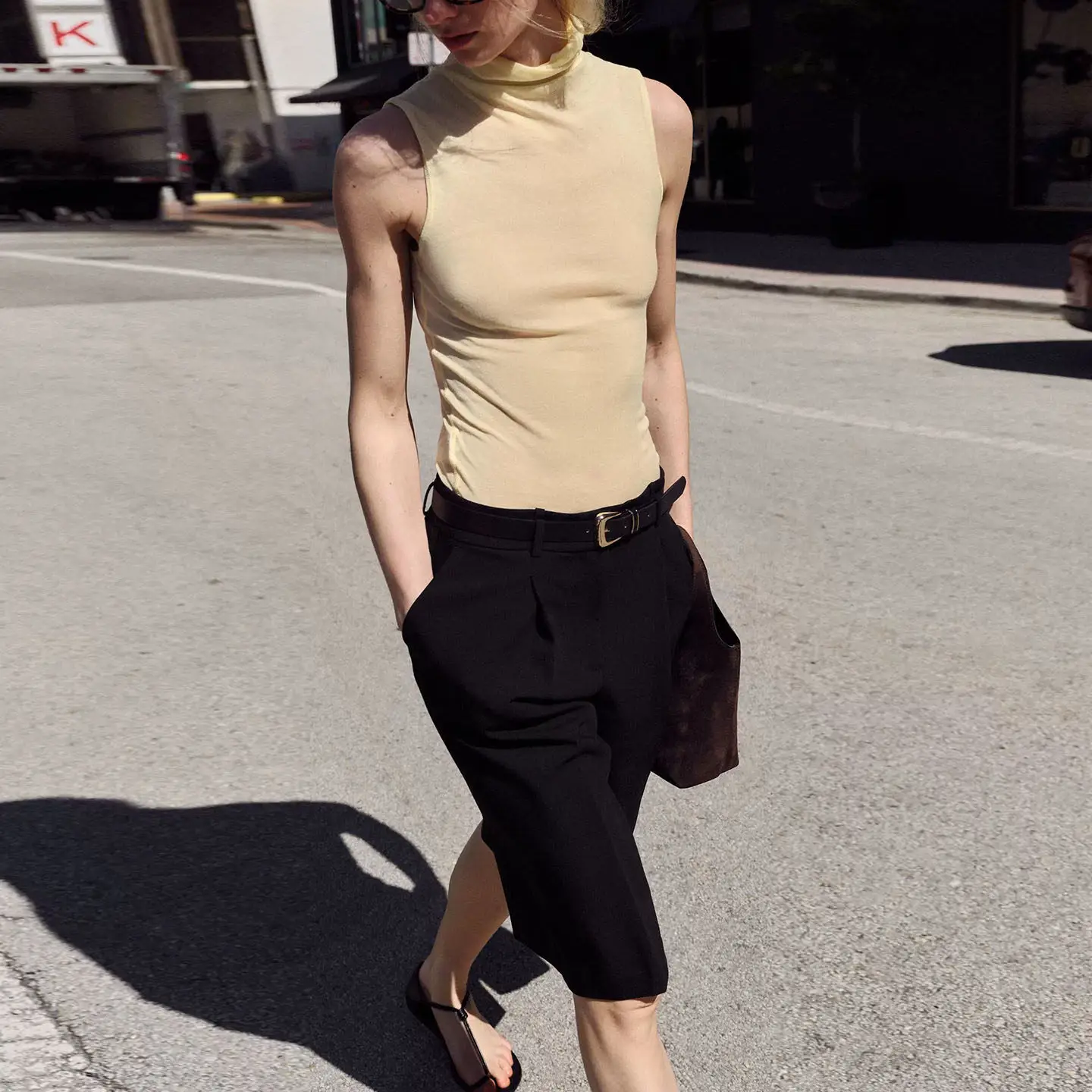 Casual High Waist Long Short Pants Women's Summer 2026 New Style Fashion Matching Waist Belt Wide Leg Pants Ladies