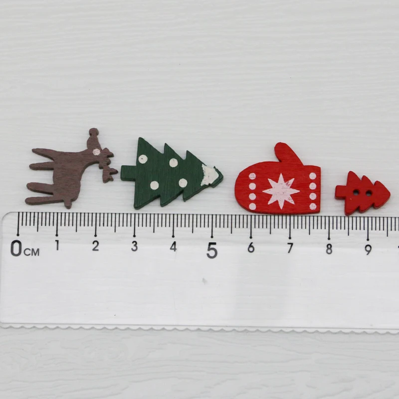 (50 Pcs/pack)Mini Christmas Tree Glove Chip Mixed Decorative Wood Chips Christmas Hanging Decoration Colorful Elk Gift Label