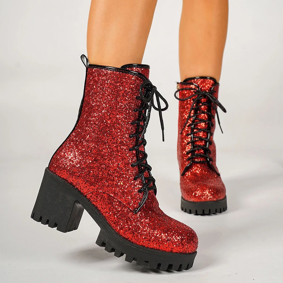 Botines de tacón grueso con lentejuelas rojas de lujo para mujer, ideales para el otoño, con brillo y suela gruesa, estilo cowboy, con cordones y caña corta.