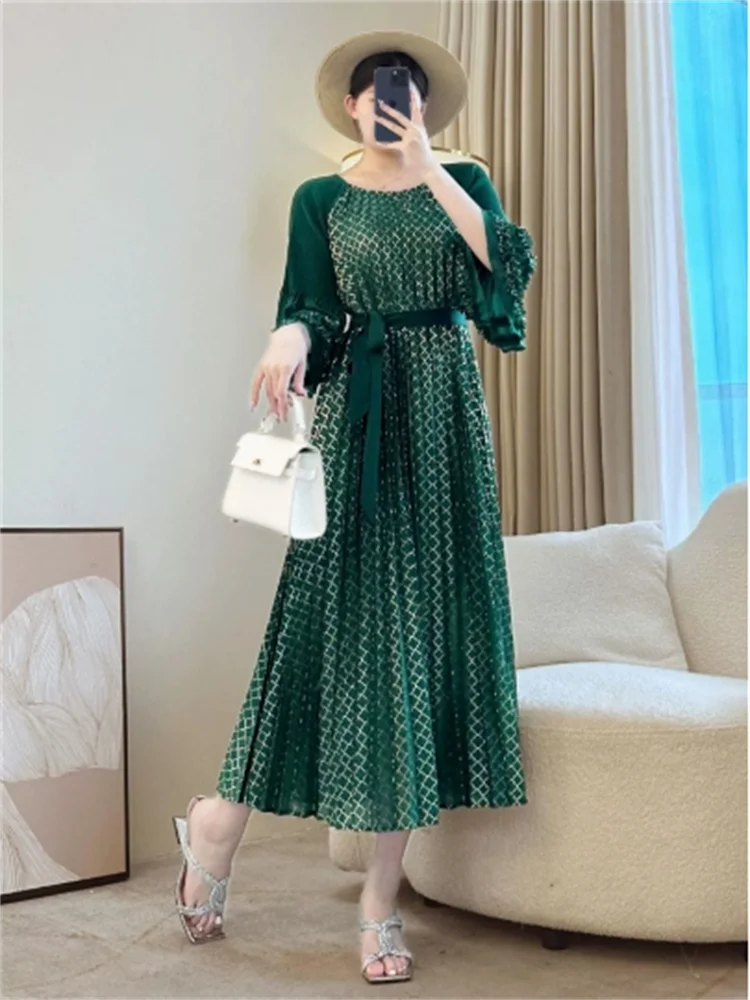 

Miyake Pleated Gold Stamping Solid Color Dress with Long Sleeves Round Neck and Three-quarter Sleeve Loose Big Sway Dress