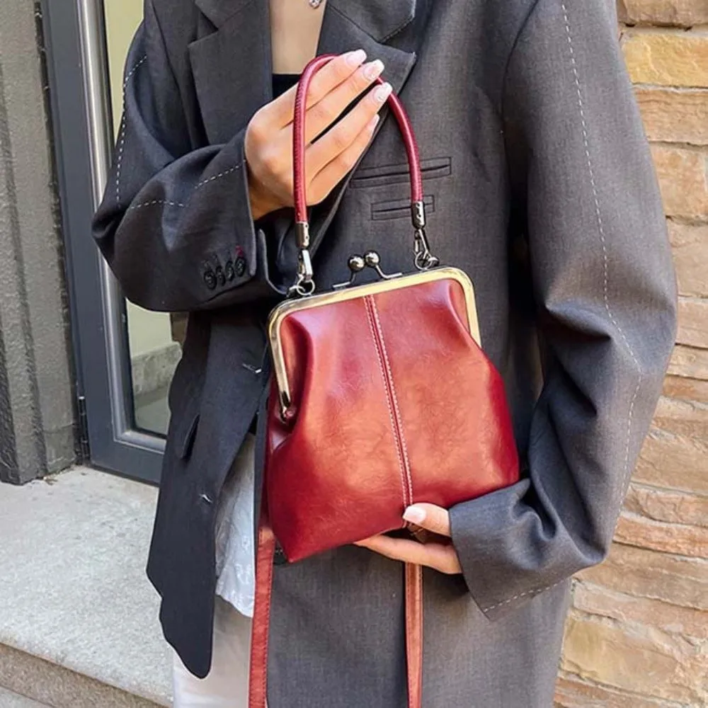 

Elegant Kiss Lock Shoulder Bag Large Capacity PU Leather Chinese Style Crossbody Bag Anti-splash Water Solid Color