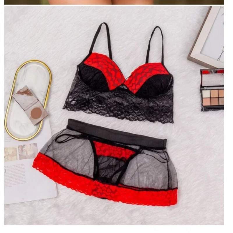 Lingerie Halter Lace Suit fora do terno uniforme de três pontos